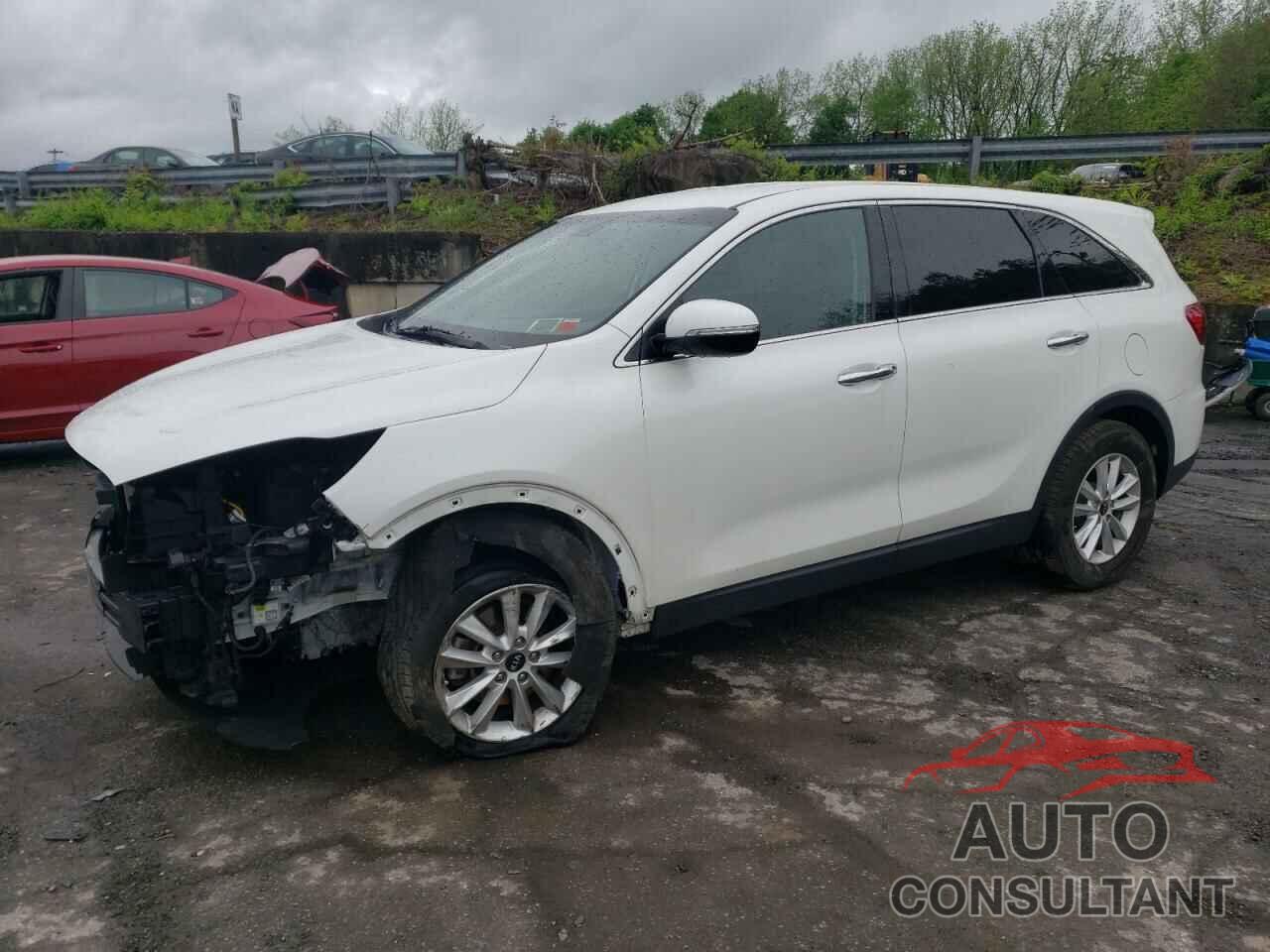 KIA SORENTO 2019 - 5XYPG4A3XKG575259