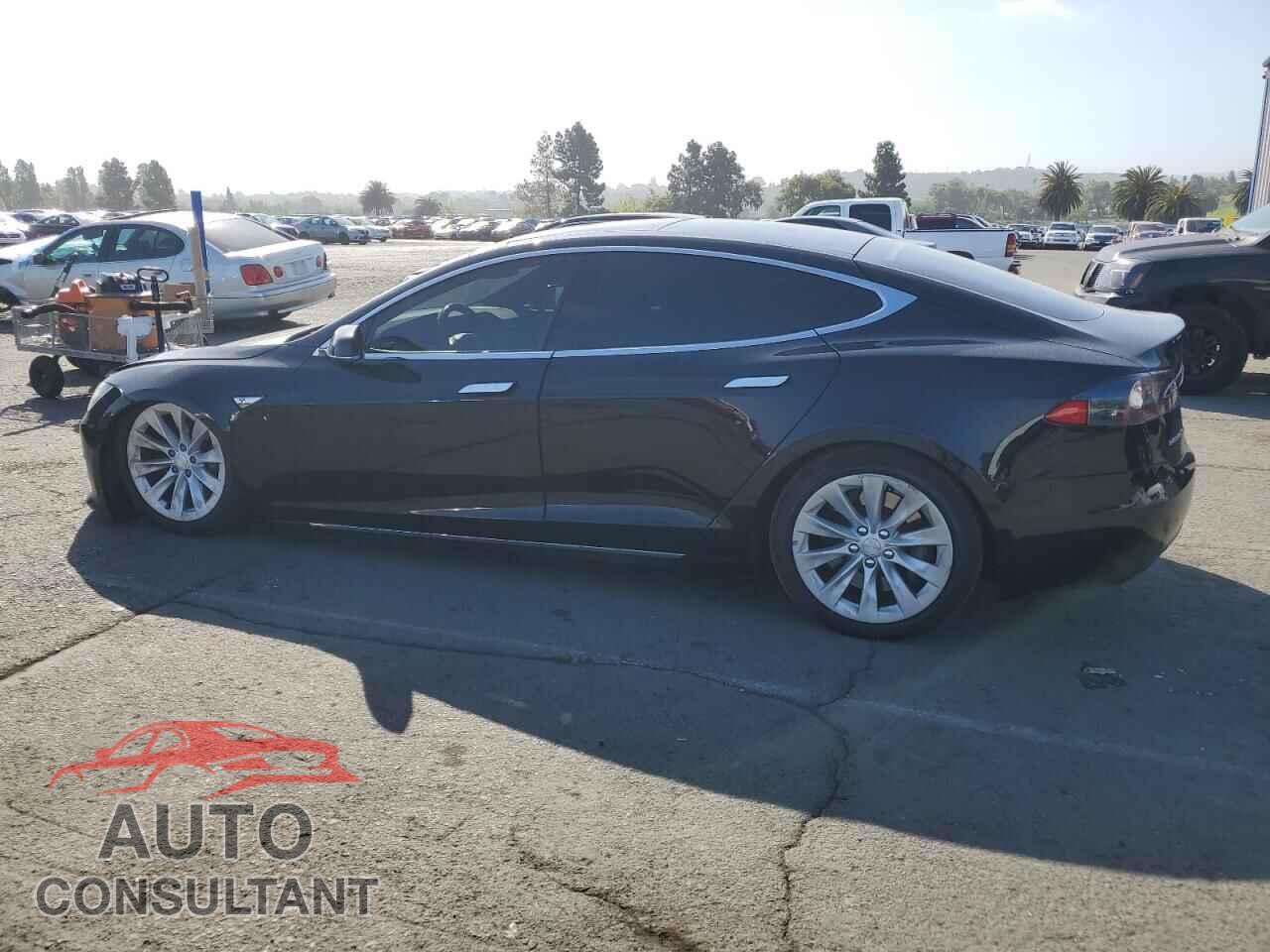 TESLA MODEL S 2016 - 5YJSA1E21GF139720