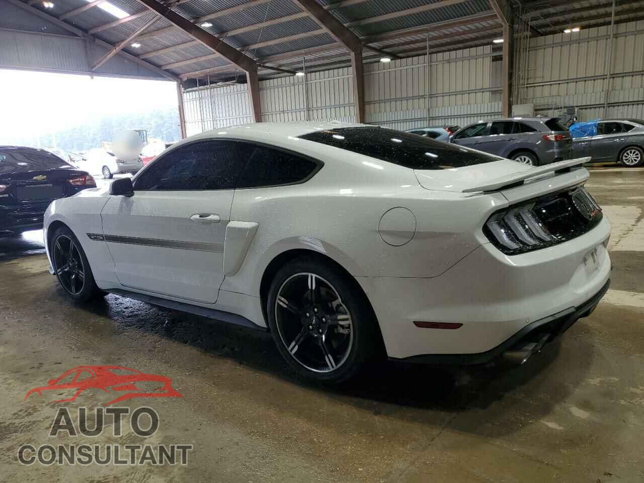 FORD MUSTANG 2020 - 1FA6P8CF5L5126582