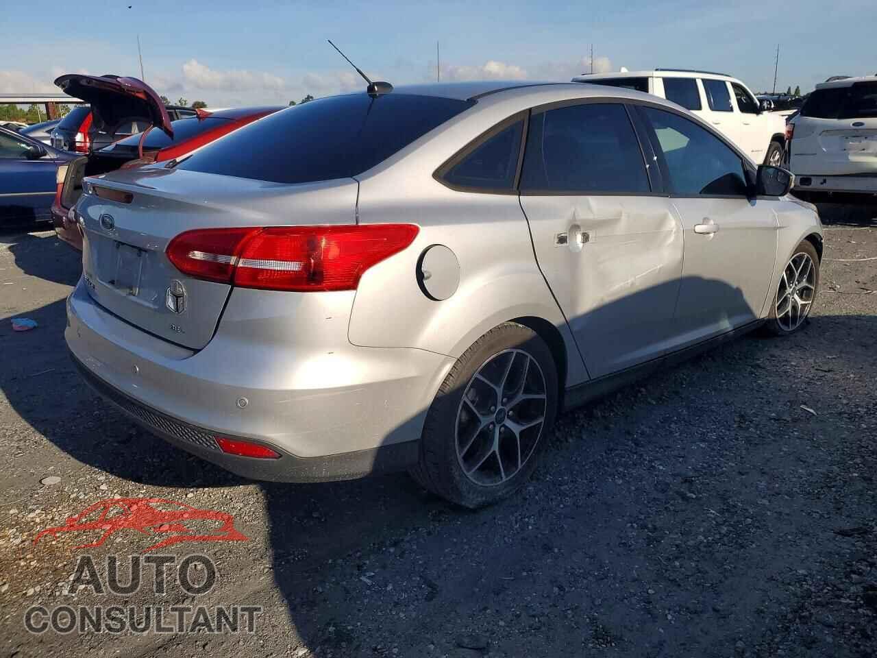 FORD FOCUS 2017 - 1FADP3H21HL248505