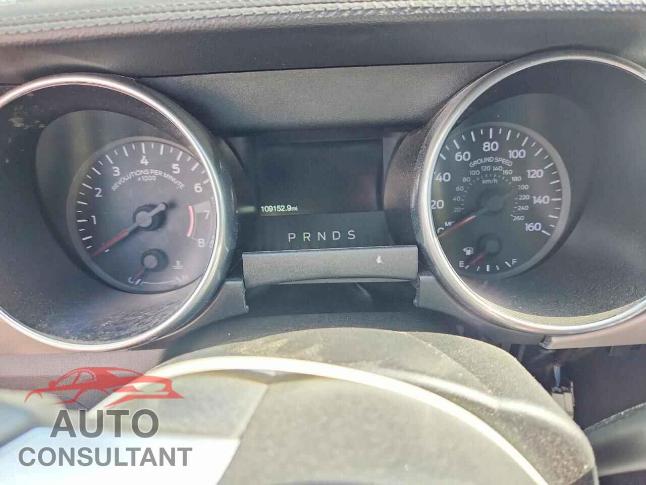 FORD MUSTANG 2019 - 1FATP8UH6K5179678