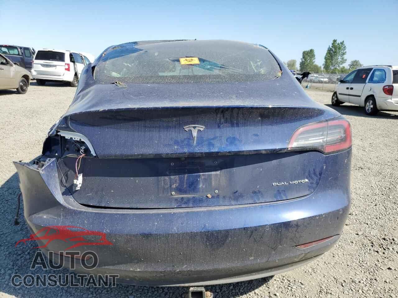 TESLA MODEL 3 2018 - 5YJ3E1EB5JF115047