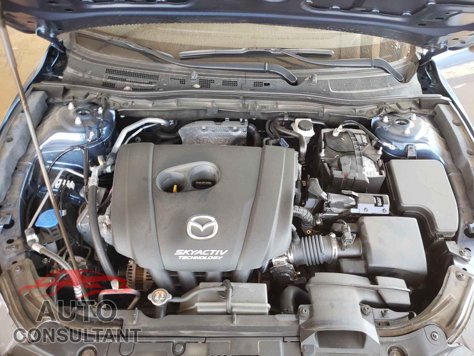 MAZDA 3 2017 - 3MZBN1U79HM115502