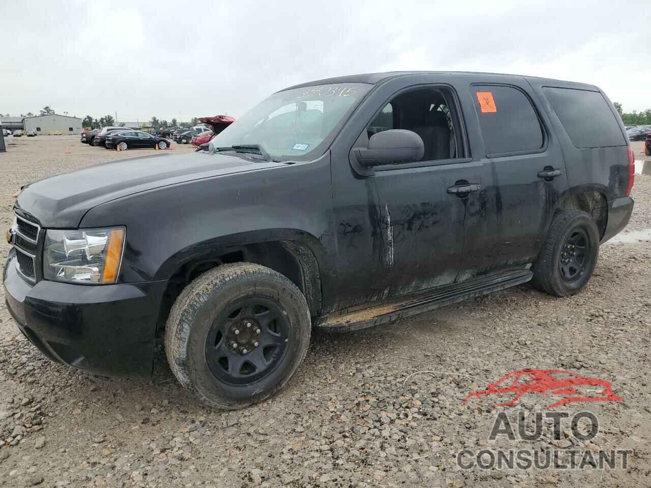 CHEVROLET TAHOE 2013 - 1GNLC2E05DR338169