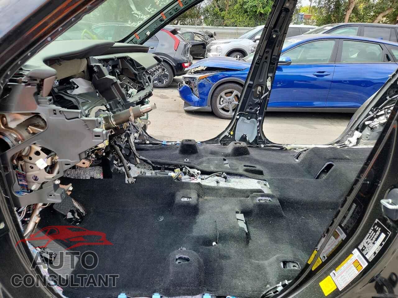 LEXUS UNKNOWN 2025 - 5TDAAAA62SS015531