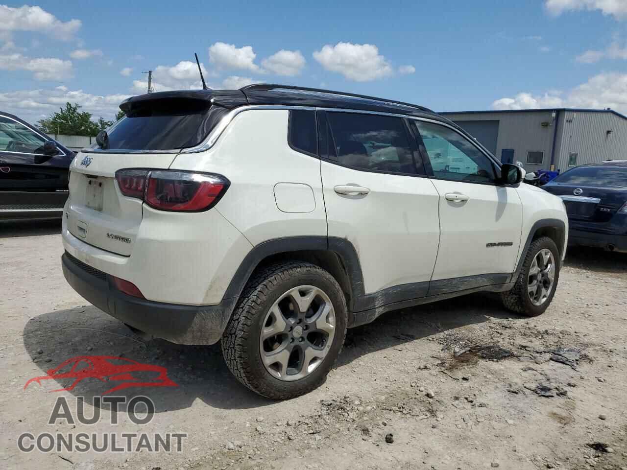 JEEP COMPASS 2018 - 3C4NJDCB3JT401411