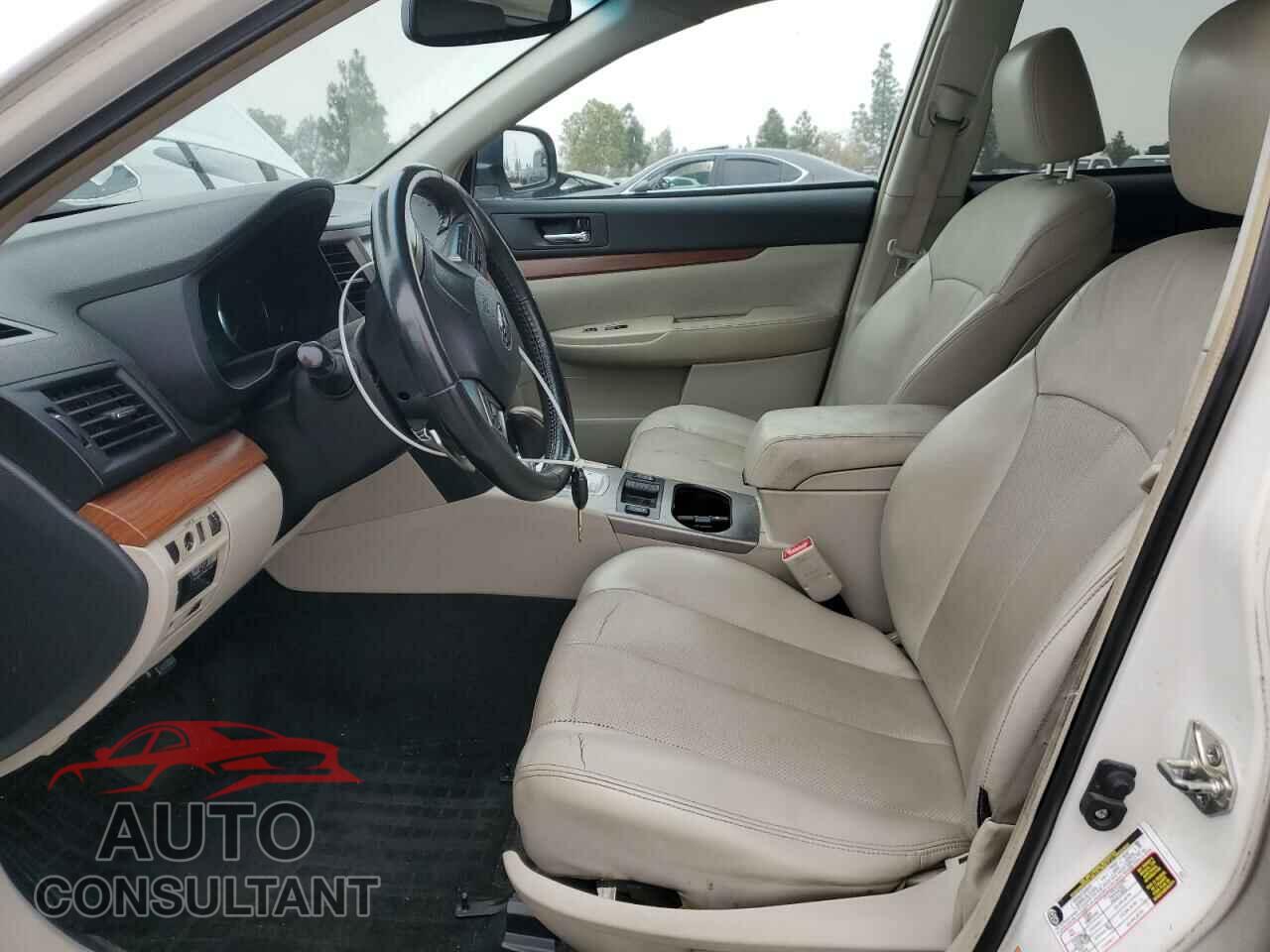 SUBARU OUTBACK 2013 - 4S4BRBLC7D3308119
