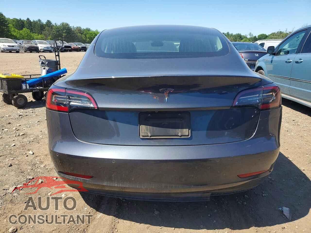 TESLA MODEL 3 2020 - 5YJ3E1EA2LF658026