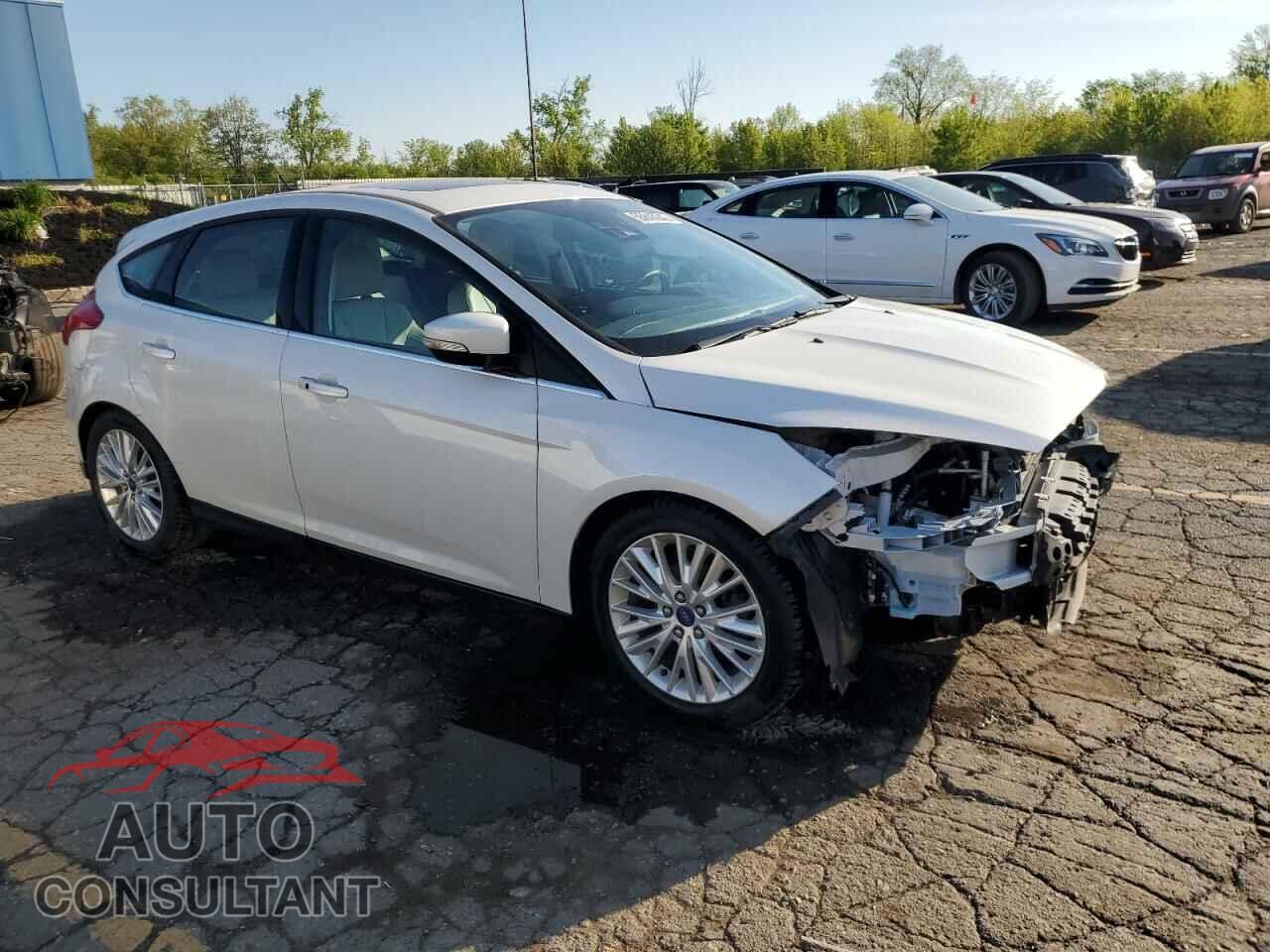 FORD FOCUS 2015 - 1FADP3N20FL340190
