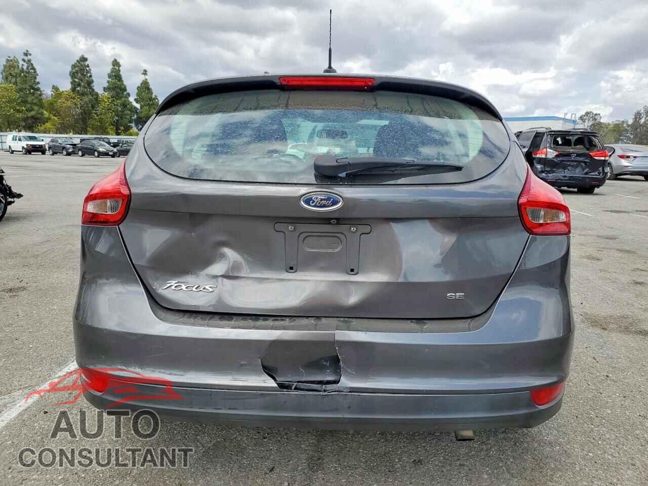 FORD FOCUS 2016 - 1FADP3K26GL264318