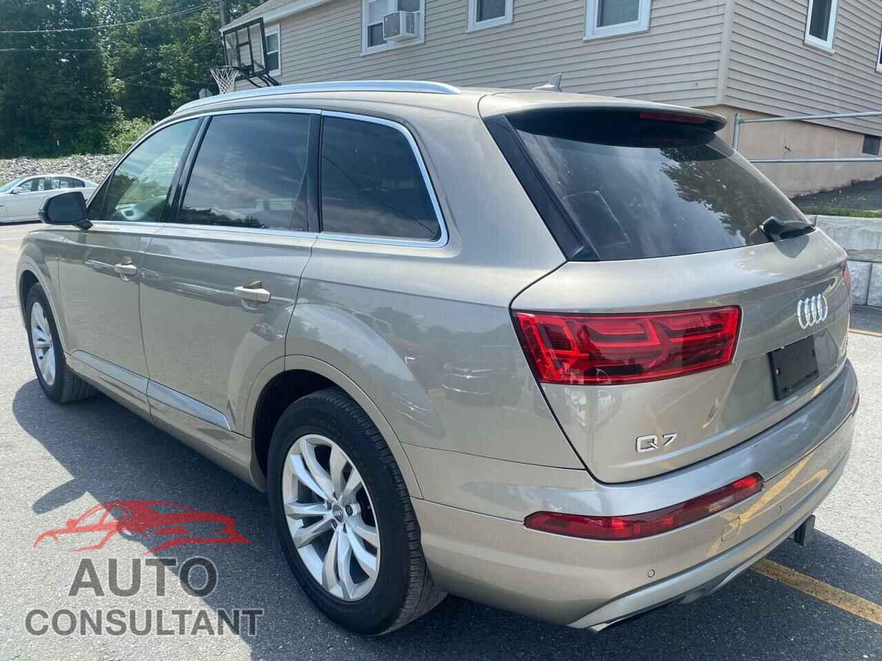 AUDI Q7 2017 - WA1LAAF75HD008078