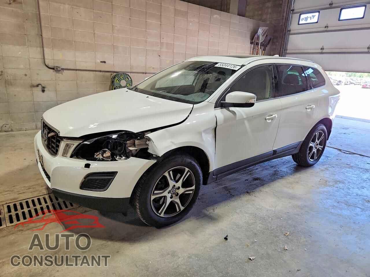 VOLVO XC60 2013 - YV4902DZ2D2457587