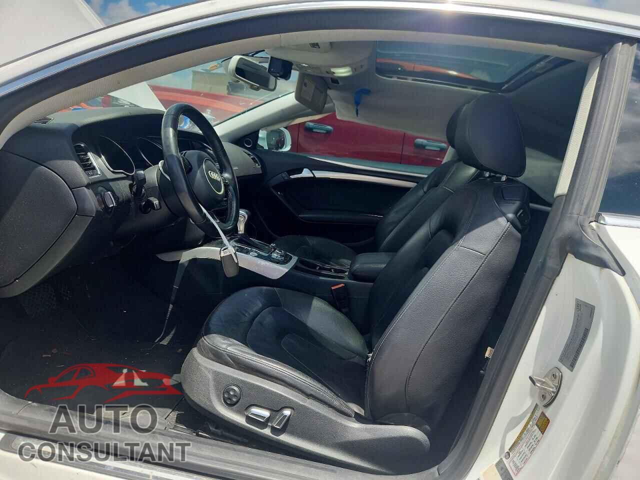 AUDI A5 2013 - WAULFAFR1DA001064