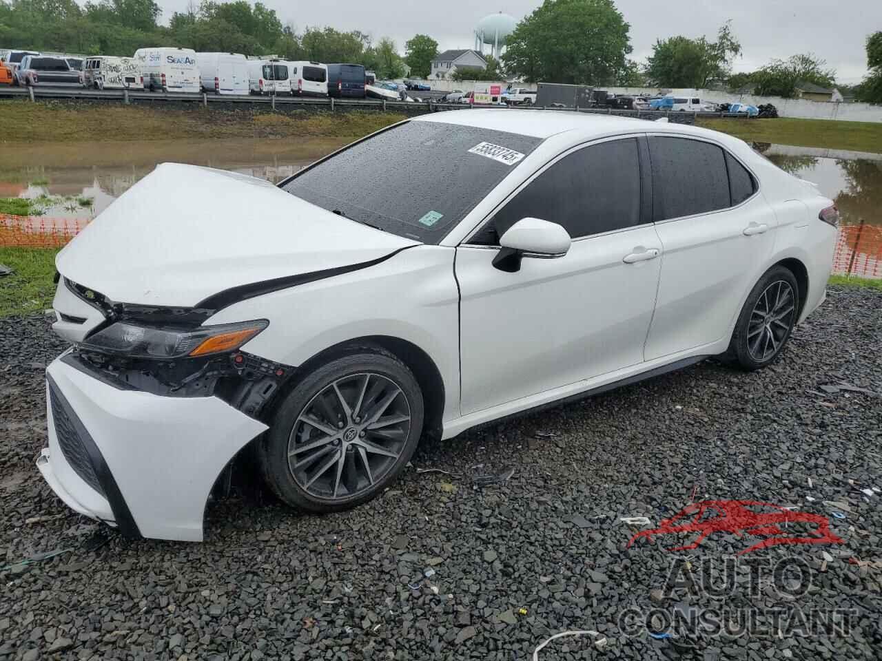 TOYOTA CAMRY 2022 - 4T1G11AK2NU040383