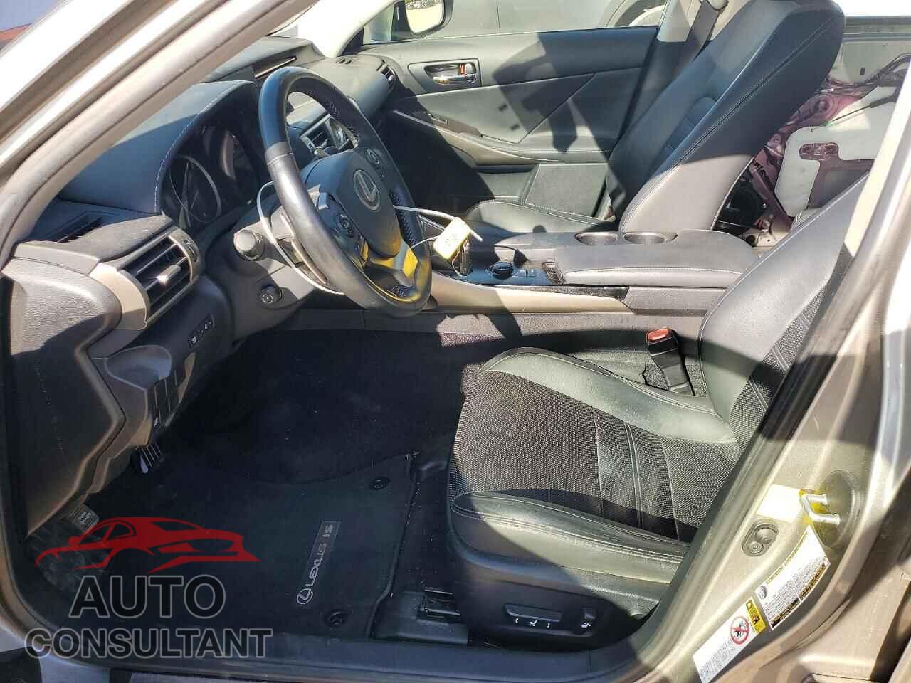 LEXUS IS 2014 - JTHCF1D22E5007618