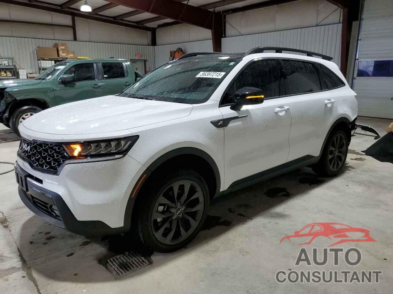 KIA SORENTO 2023 - 5XYRHDLF0PG235252