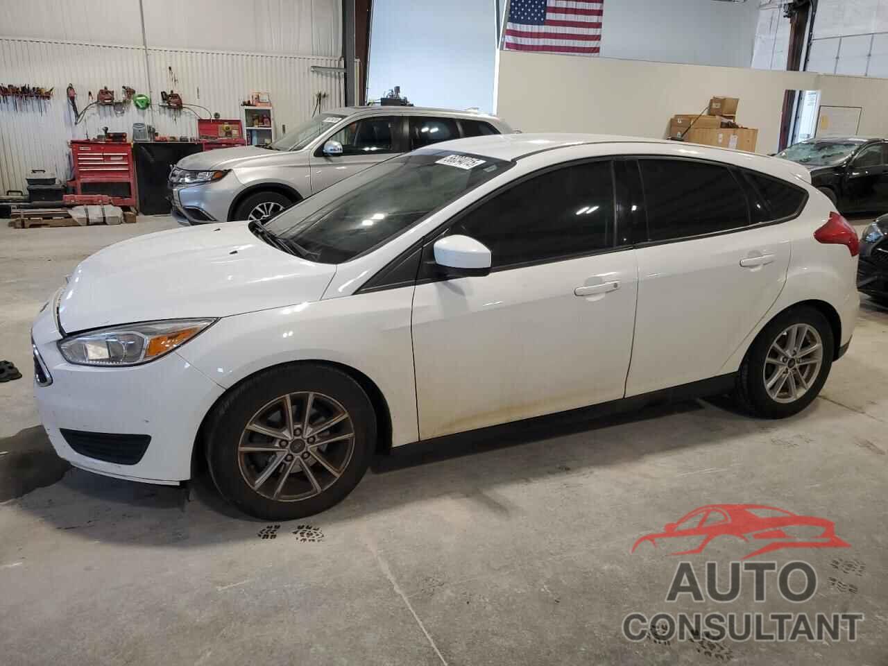 FORD FOCUS 2018 - 1FADP3K26JL287251