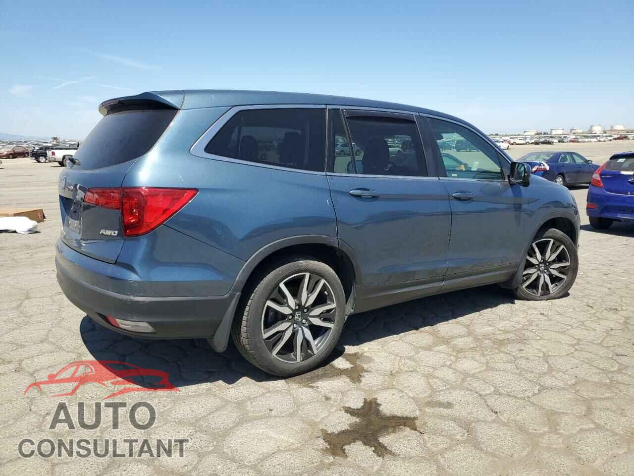 HONDA PILOT 2017 - 5FNYF6H60HB044011