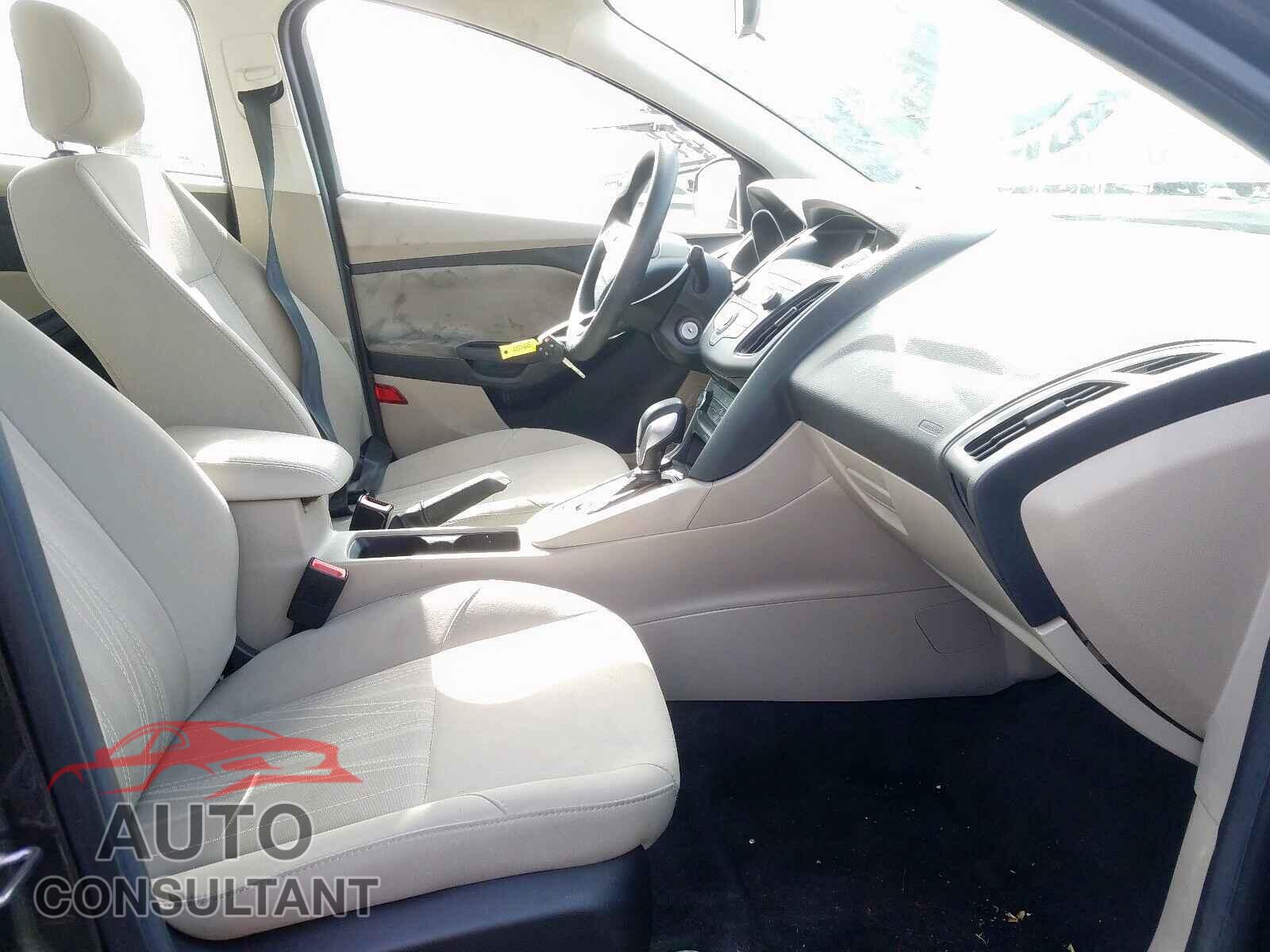FORD FOCUS 2018 - 1FADP3F29JL252665