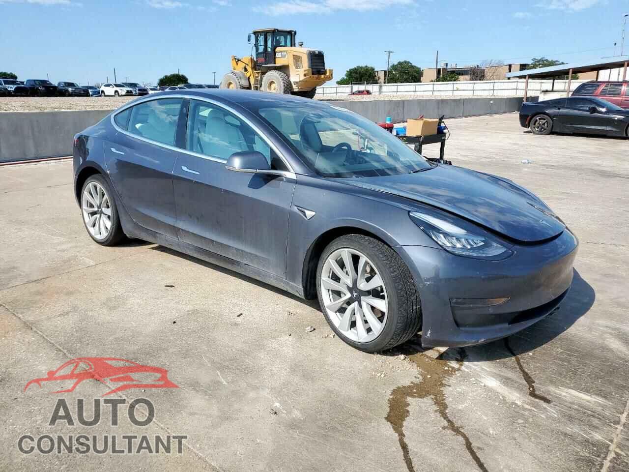 TESLA MODEL 3 2019 - 5YJ3E1EBXKF192692