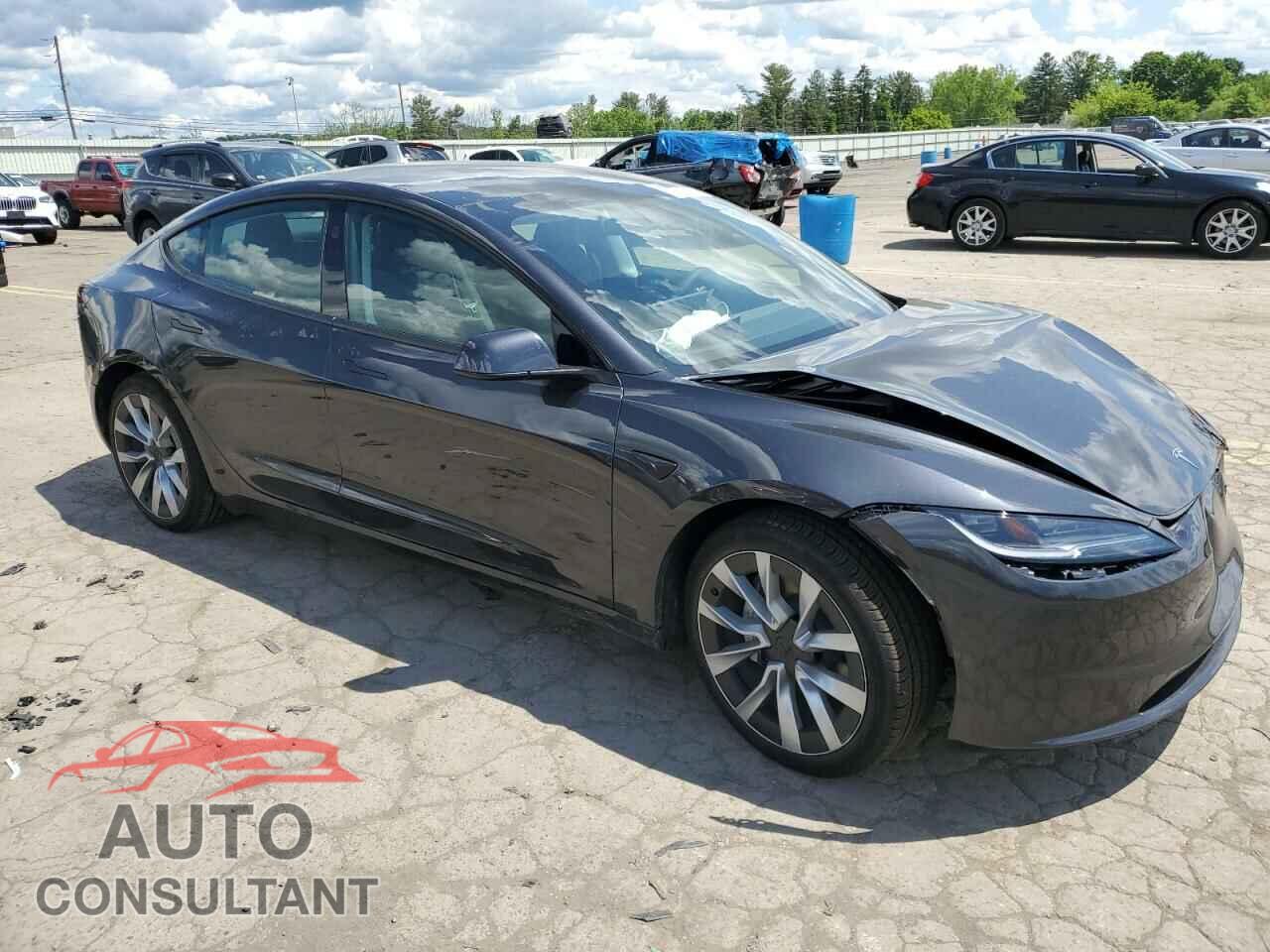 TESLA MODEL 3 2024 - 5YJ3E1EA5RF729065