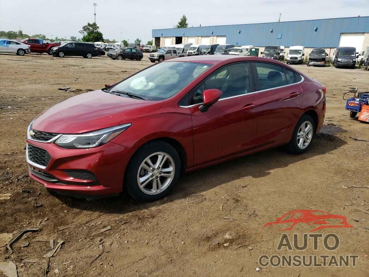 CHEVROLET CRUZE 2018 - 1G1BE5SM2J7178694