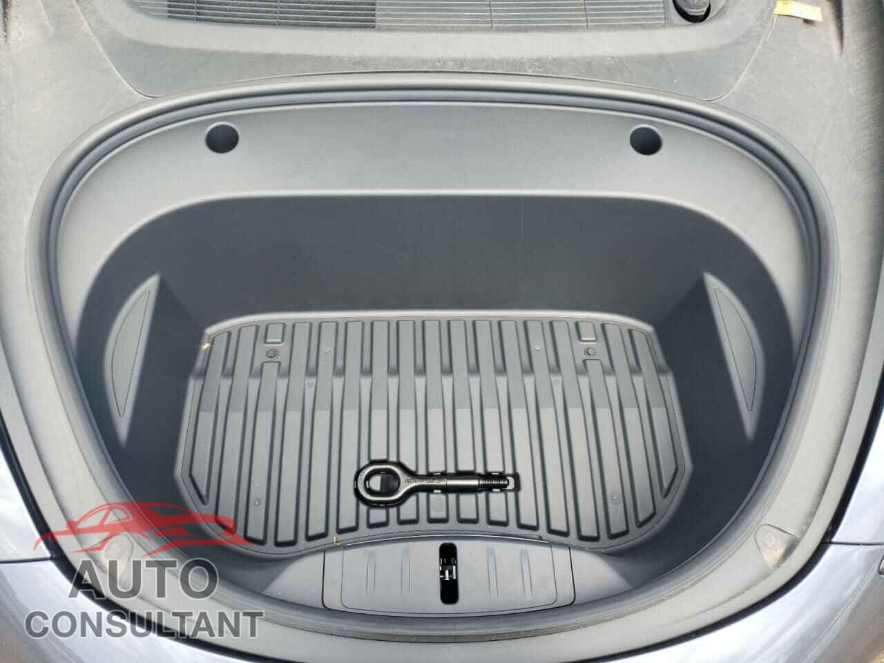TESLA MODEL 3 2021 - 5YJ3E1EA0MF977703