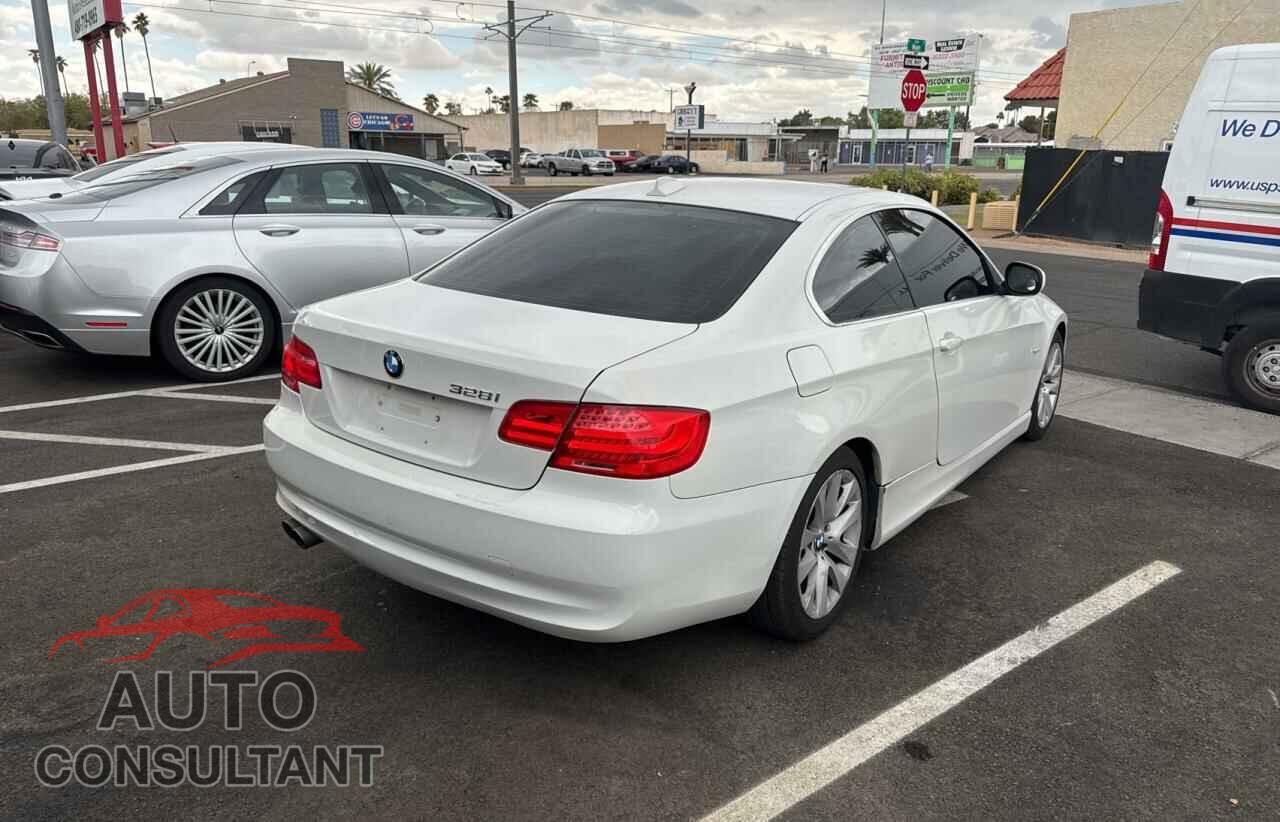 BMW 3 SERIES 2013 - WBAKF5C54DE657918