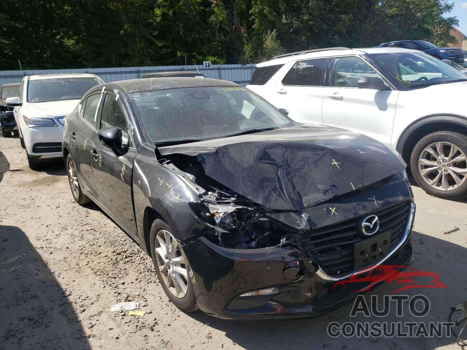 MAZDA 3 2018 - 3MZBN1U78JM188320