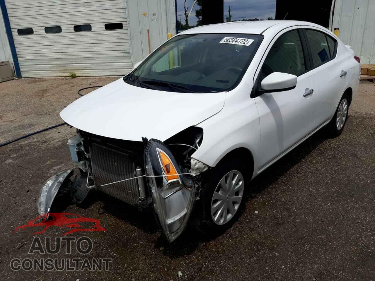 NISSAN VERSA 2018 - 3N1CN7AP4JL831740
