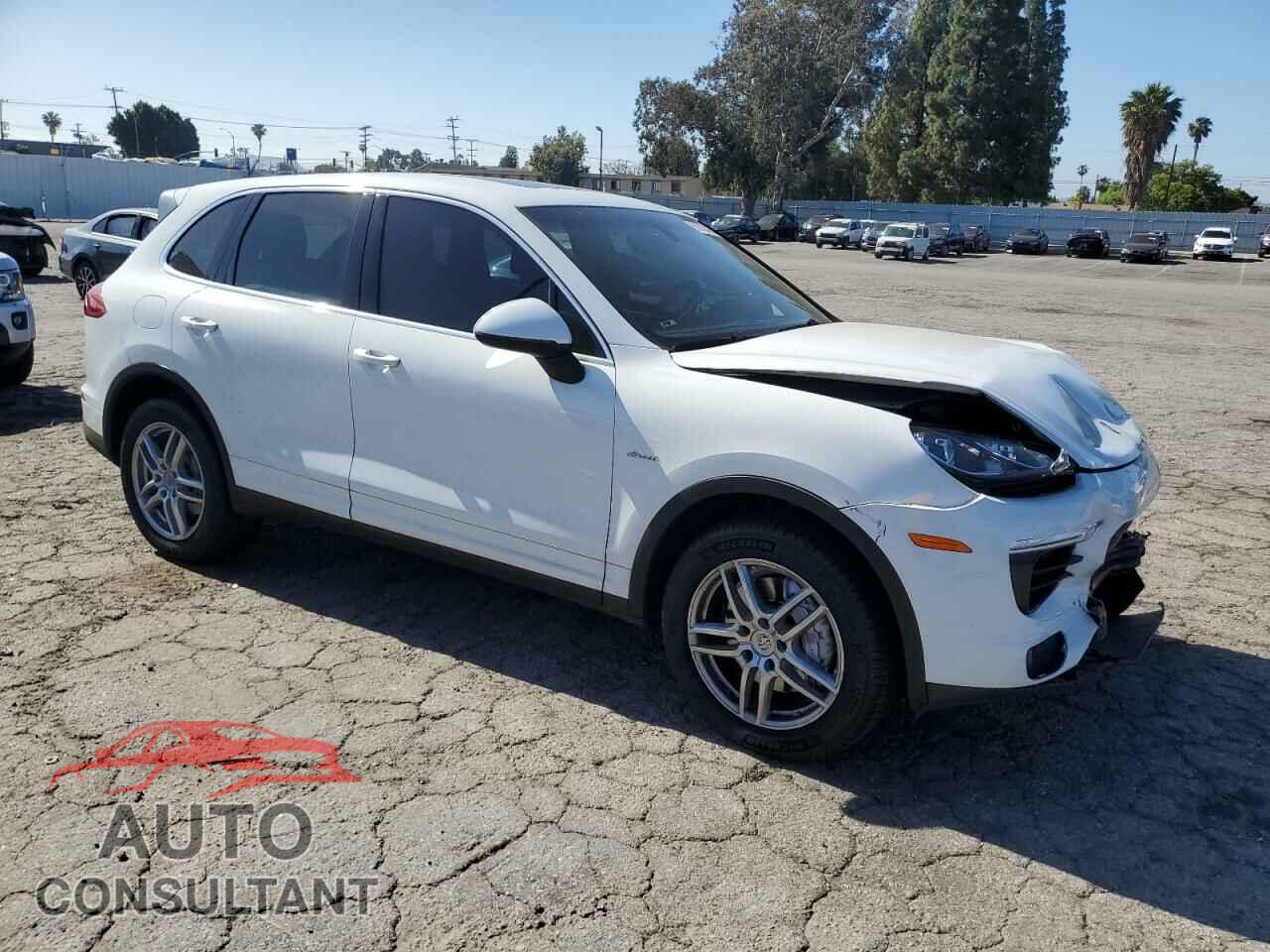 PORSCHE CAYENNE 2015 - WP1AF2A26FLA37302