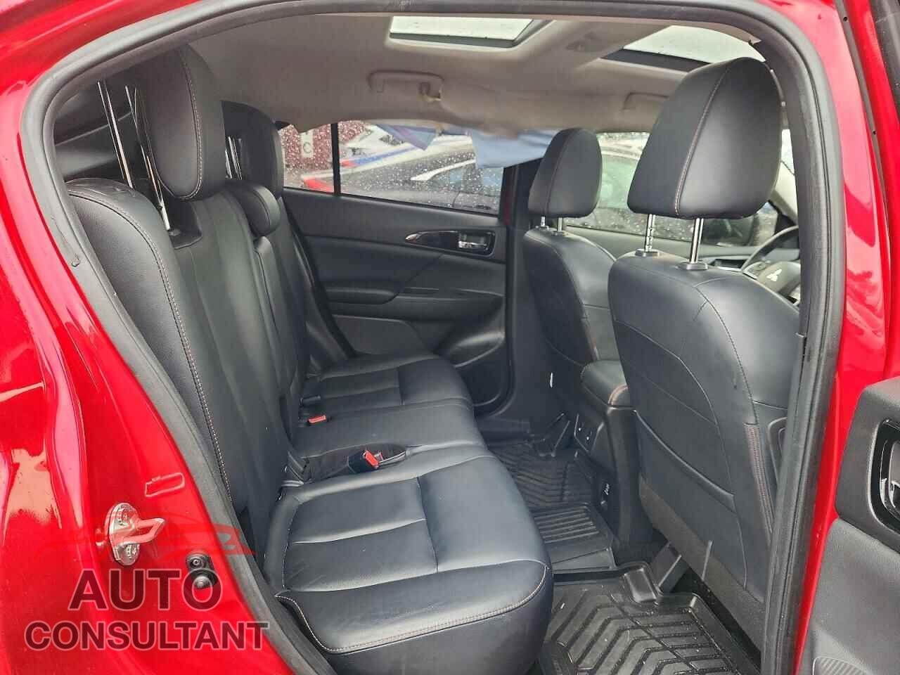 MITSUBISHI ECLIPSE 2018 - JA4AT4AA4JZ618469