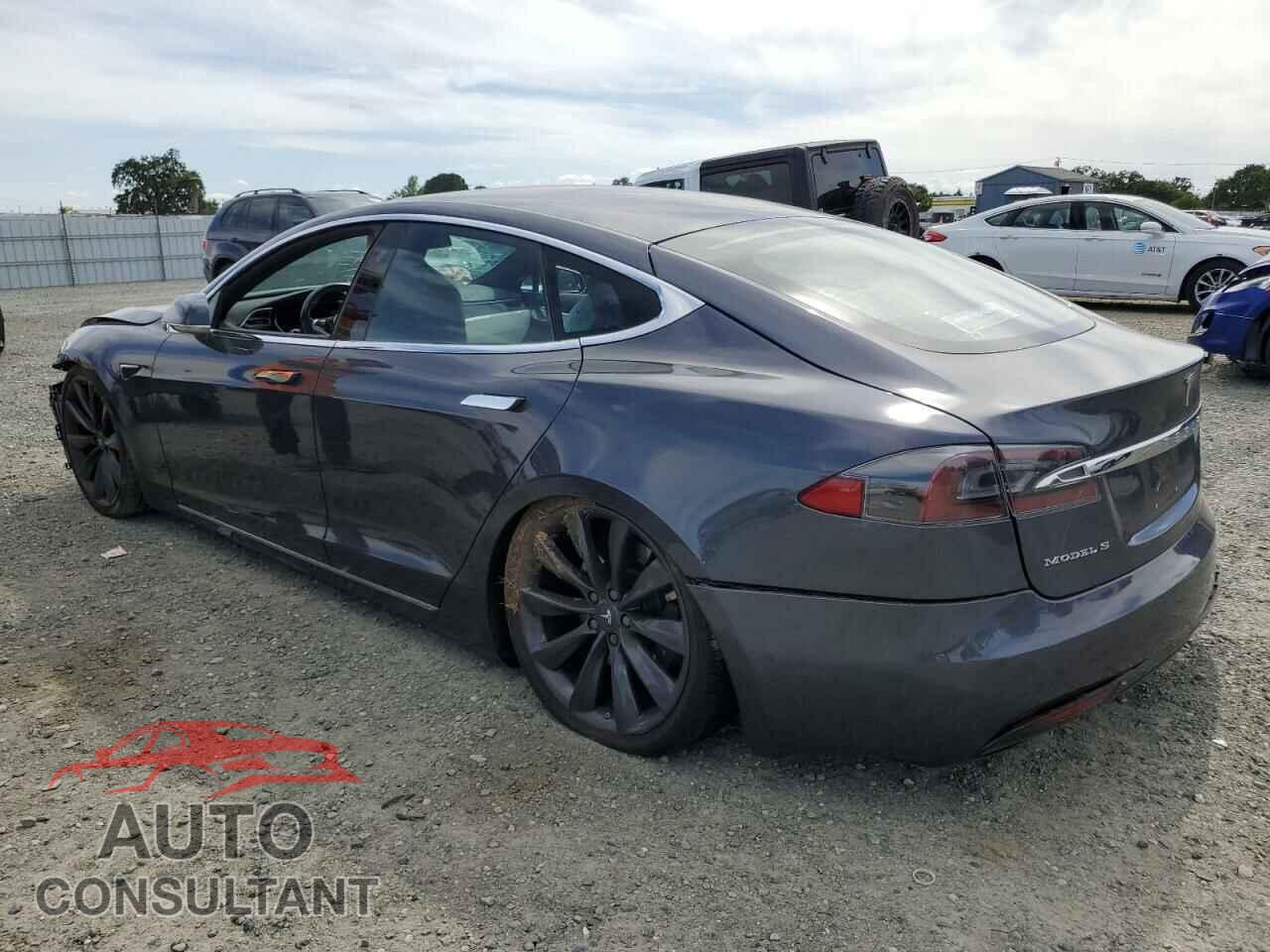 TESLA MODEL S 2017 - 5YJSA1E2XHF209491