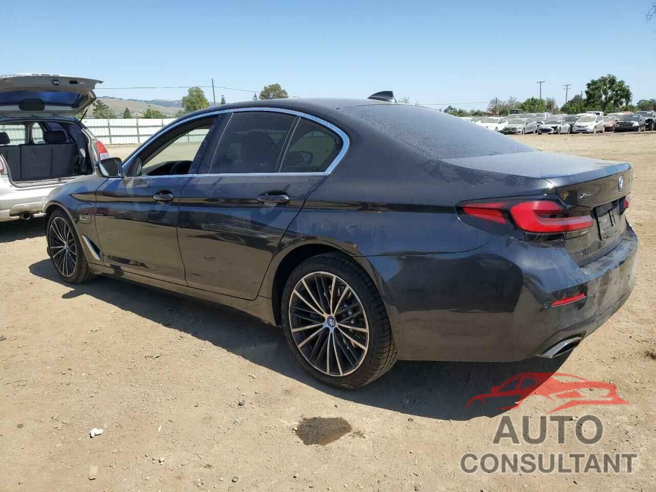 BMW 5 SERIES 2022 - WBA33AG08NCH70842