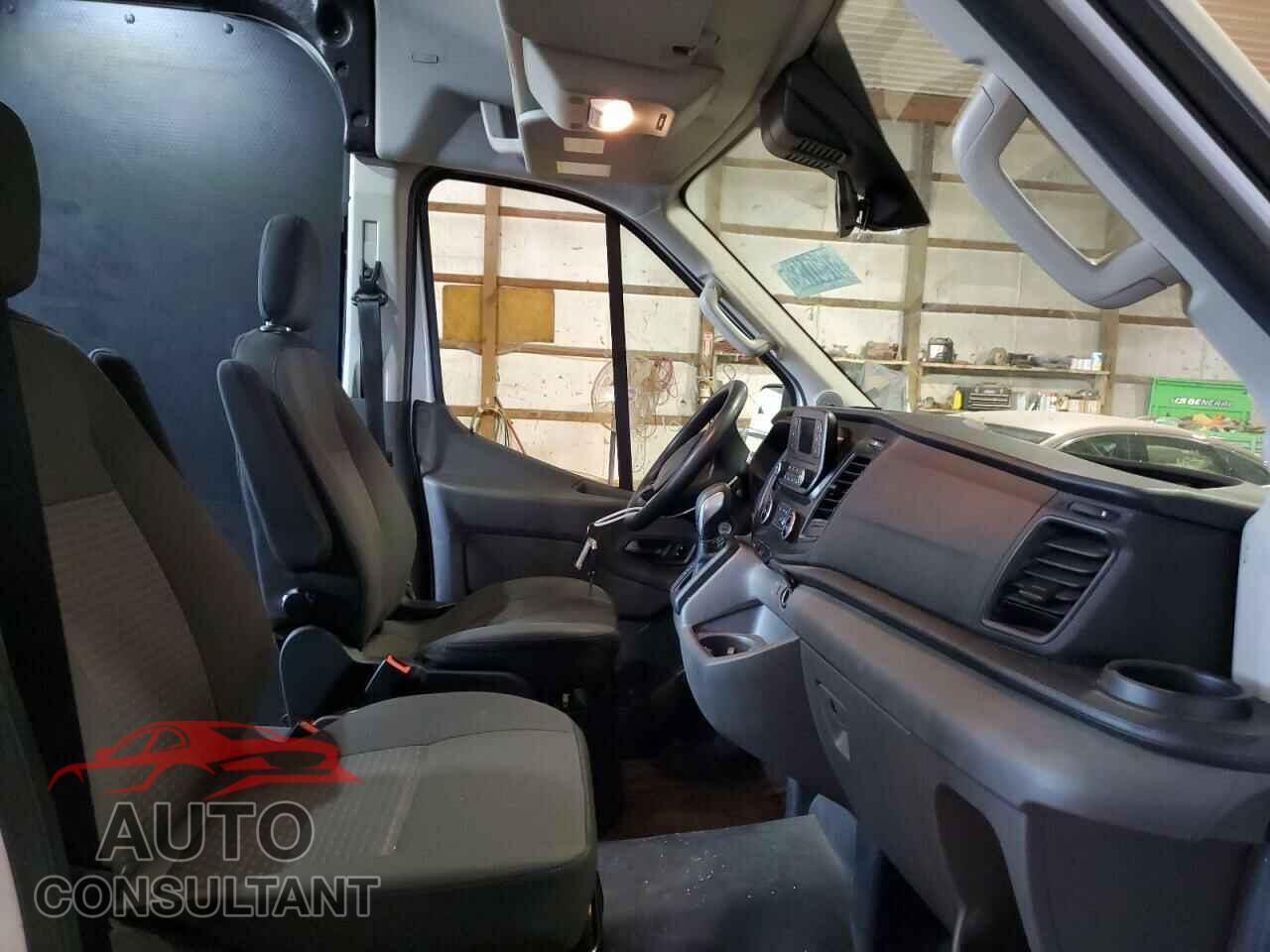 FORD TRANSIT 2020 - 1FTBR1C80LKA10784
