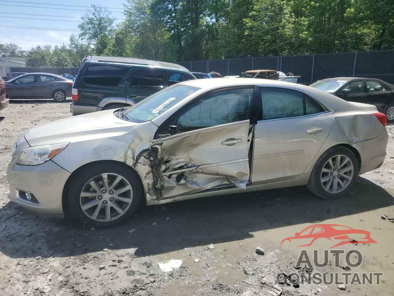 CHEVROLET MALIBU 2013 - 1G11E5SA3DF348654