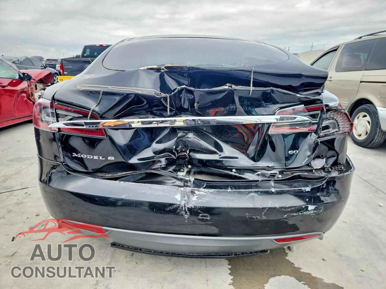 TESLA MODEL S 2014 - 5YJSA1S17EFP40736