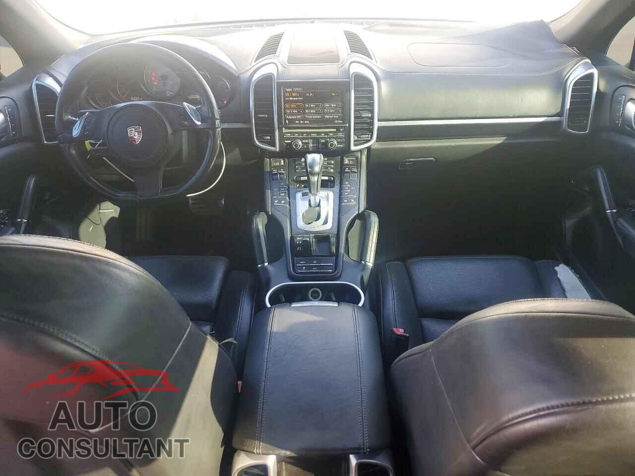 PORSCHE CAYENNE 2011 - WP1AB2A25BLA42058