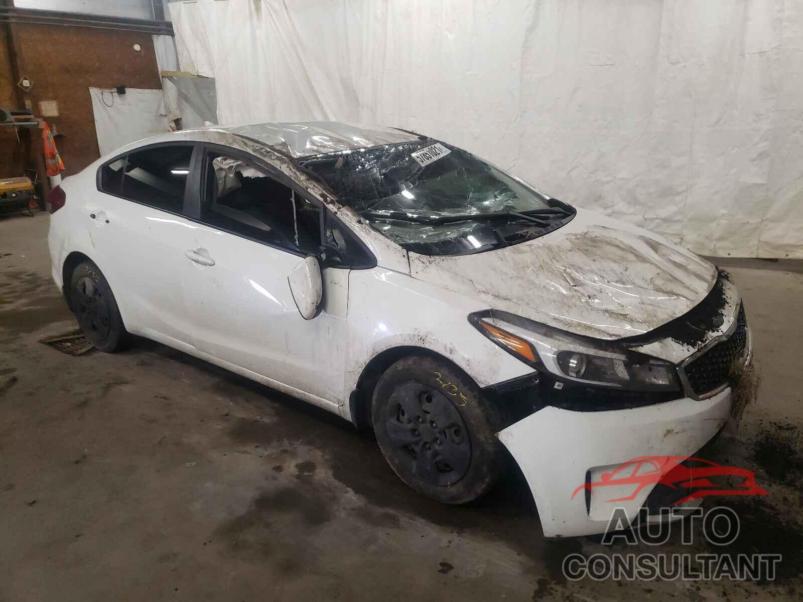 KIA FORTE 2017 - 3KPFK4A74HE135752