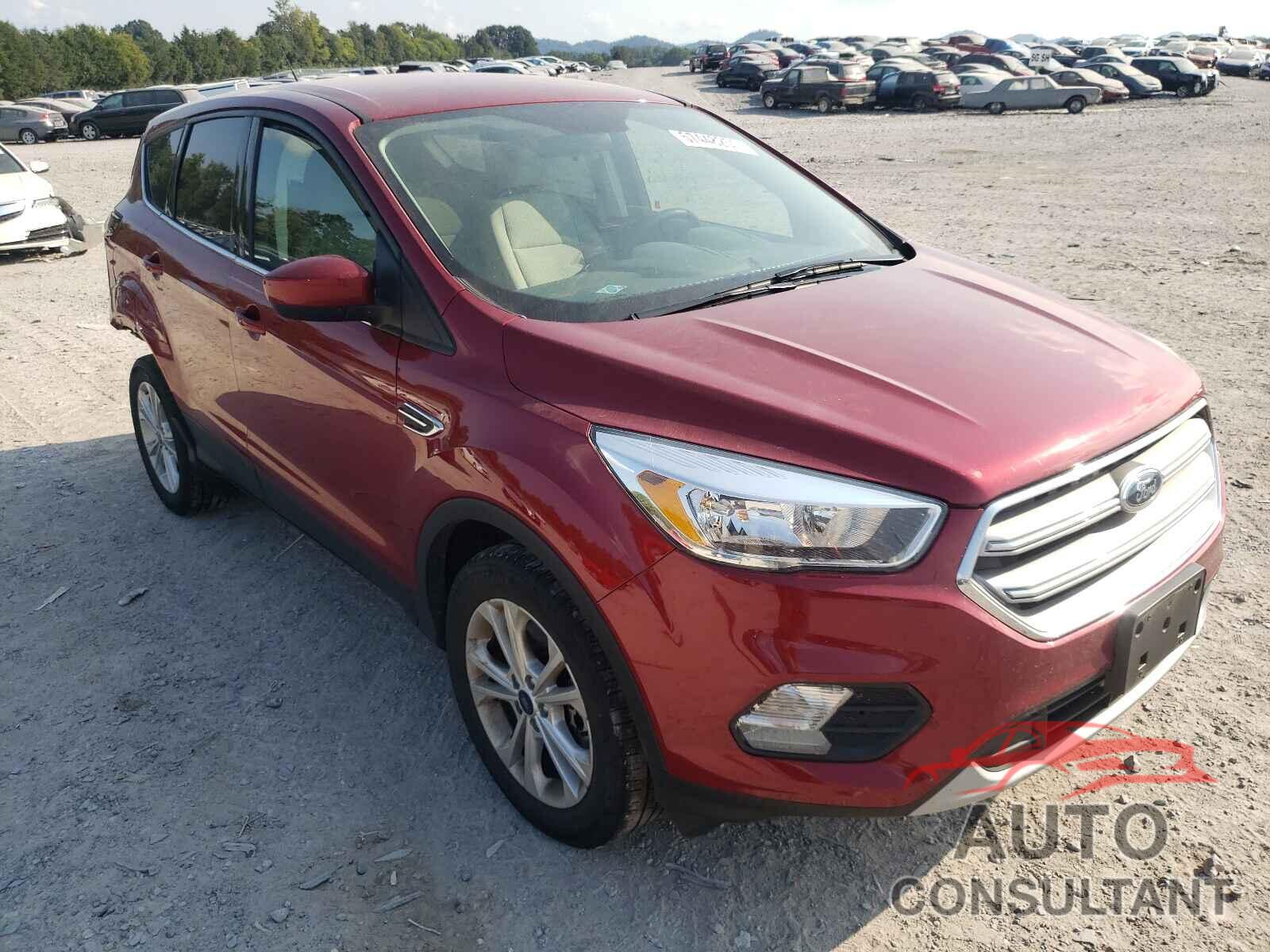 FORD ESCAPE 2017 - 1FMCU0G96HUE00943