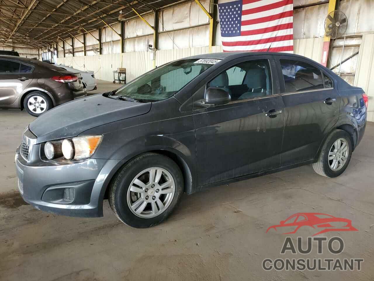 CHEVROLET SONIC 2012 - 1G1JC5SH7C4205123