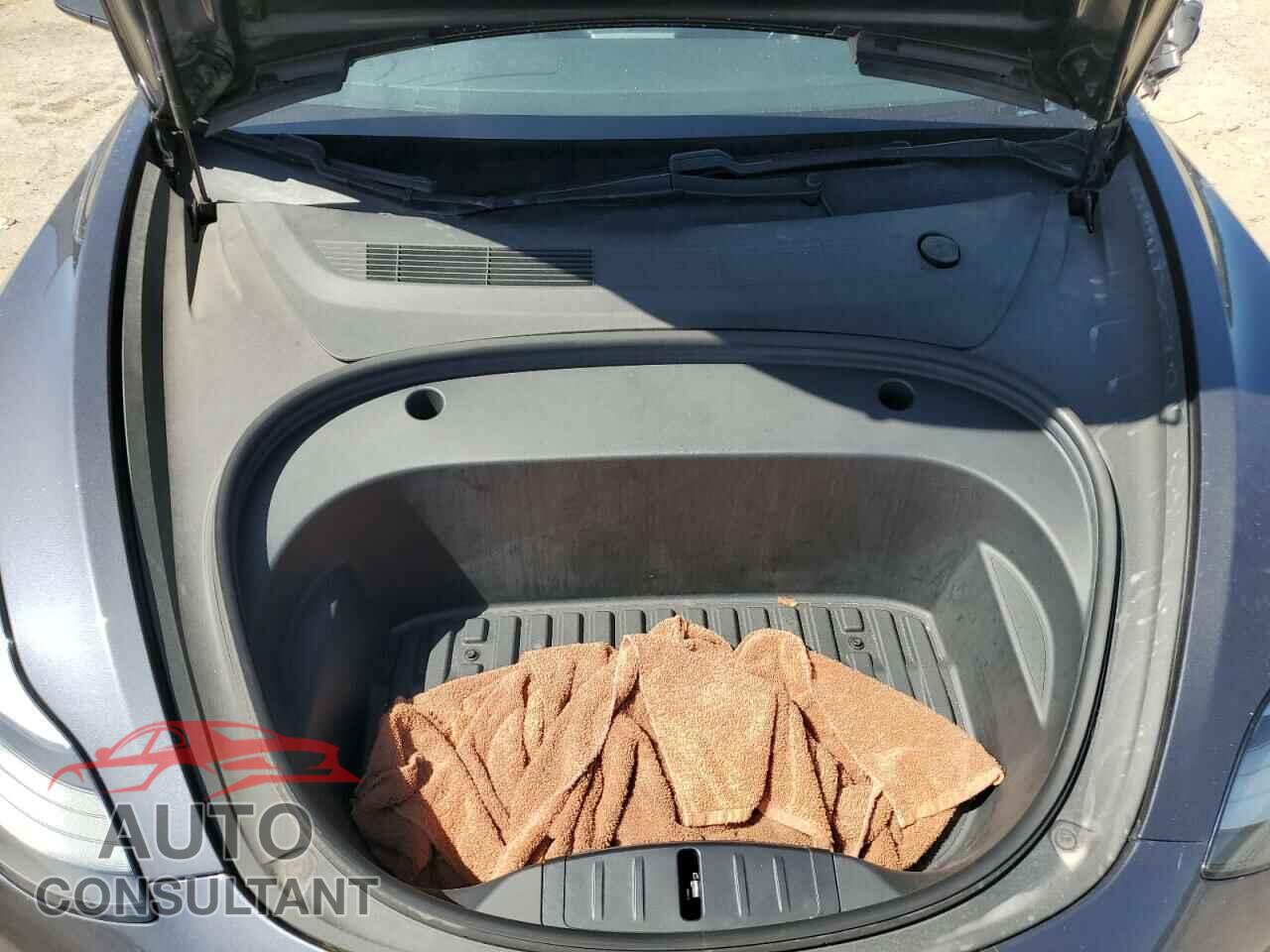 TESLA MODEL 3 2021 - 5YJ3E1EA1MF042349