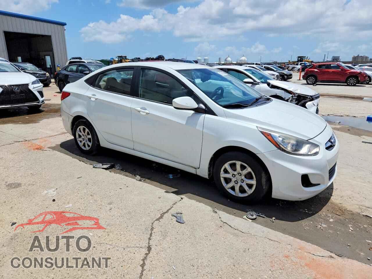 HYUNDAI ACCENT 2013 - KMHCT4AE4DU305775