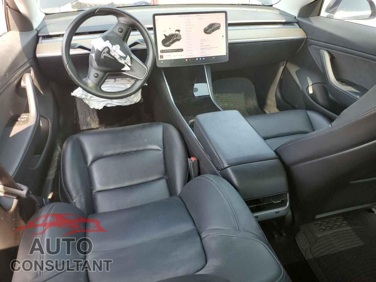 TESLA MODEL 3 2019 - 5YJ3E1EA0KF398739