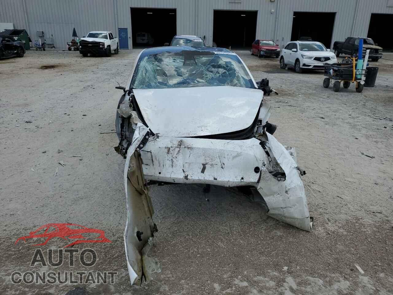TESLA MODEL 3 2021 - 5YJ3E1EA3MF976870