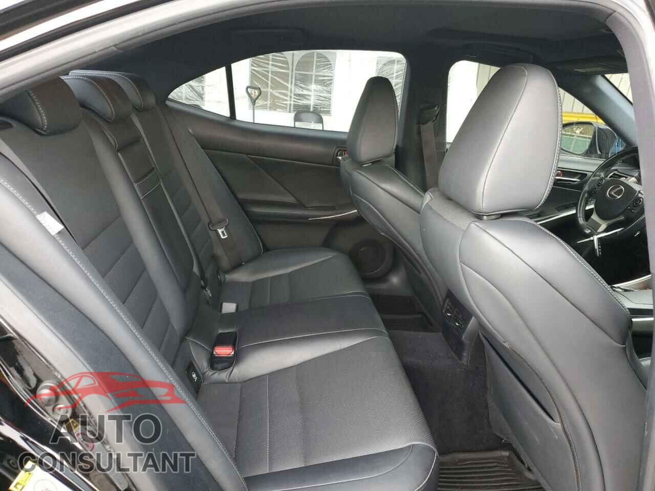 LEXUS IS 2014 - JTHCE1D27E5004829