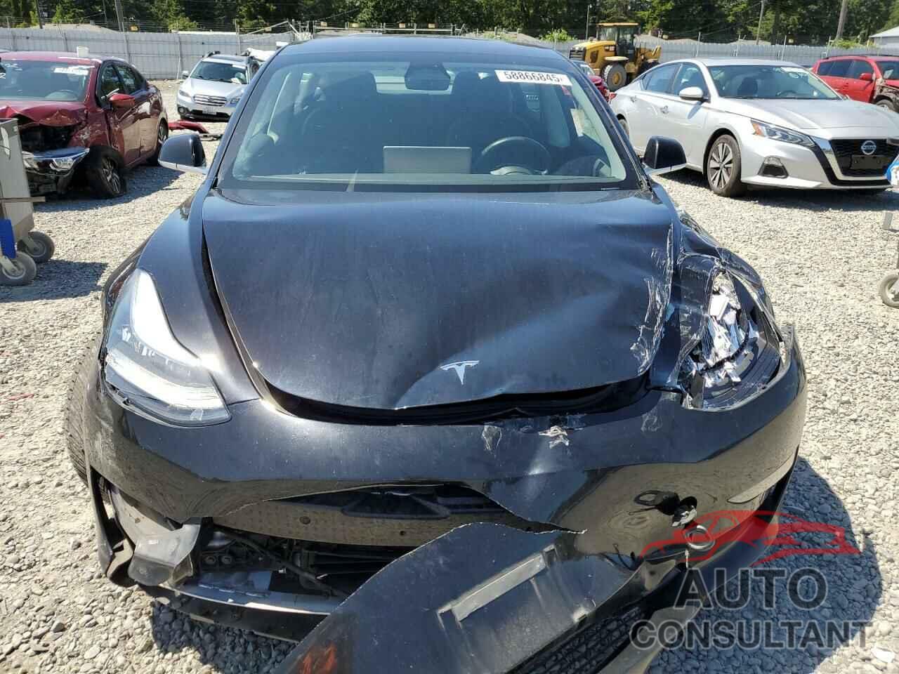TESLA MODEL 3 2018 - 5YJ3E1EB8JF131887