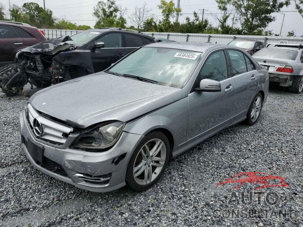 MERCEDES-BENZ C-CLASS 2013 - WDDGF8AB3DG131633