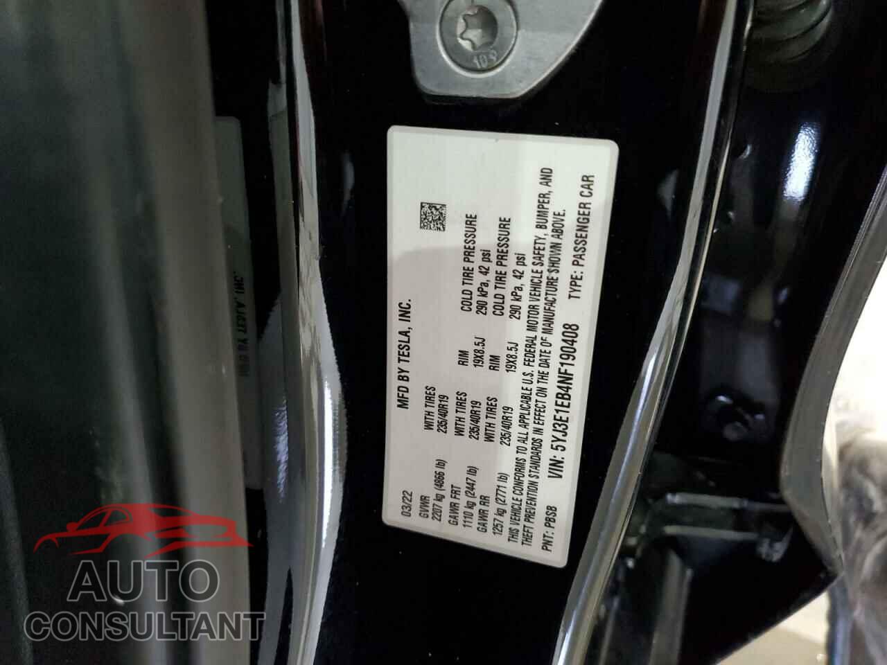 TESLA MODEL 3 2022 - 5YJ3E1EB4NF190408