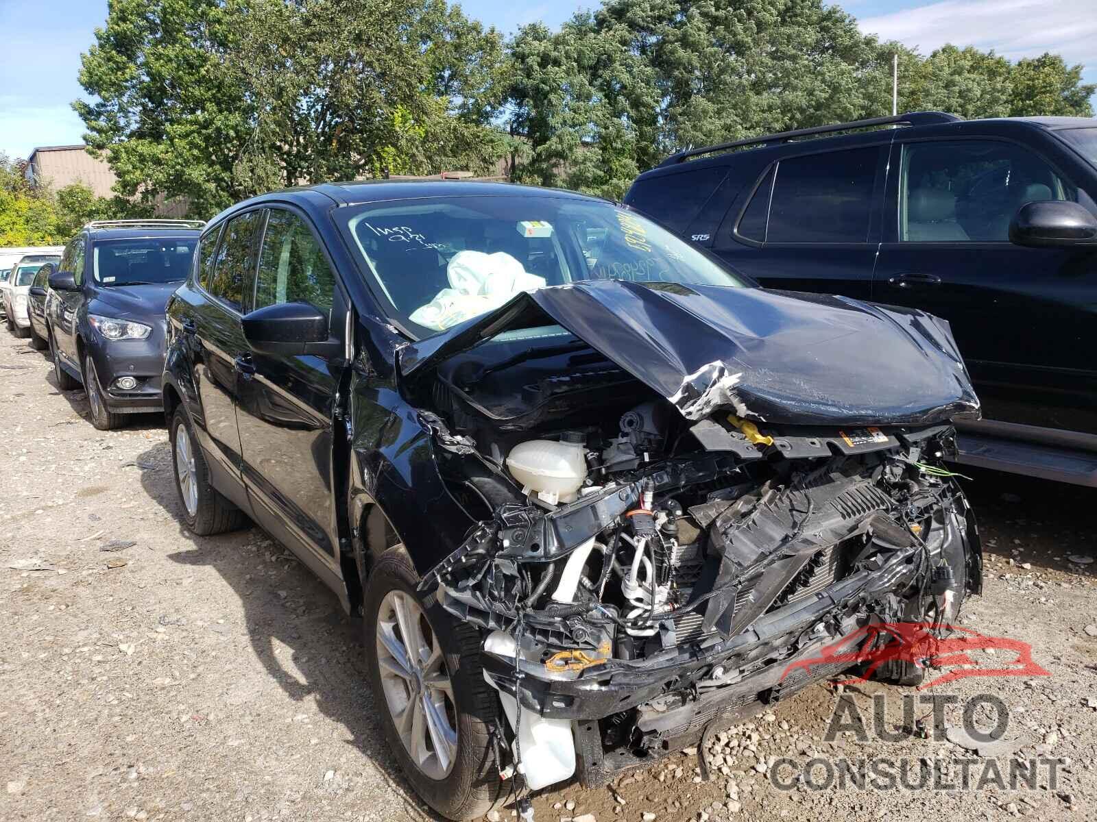 FORD ESCAPE 2019 - 1FMCU0GDXKUB29445